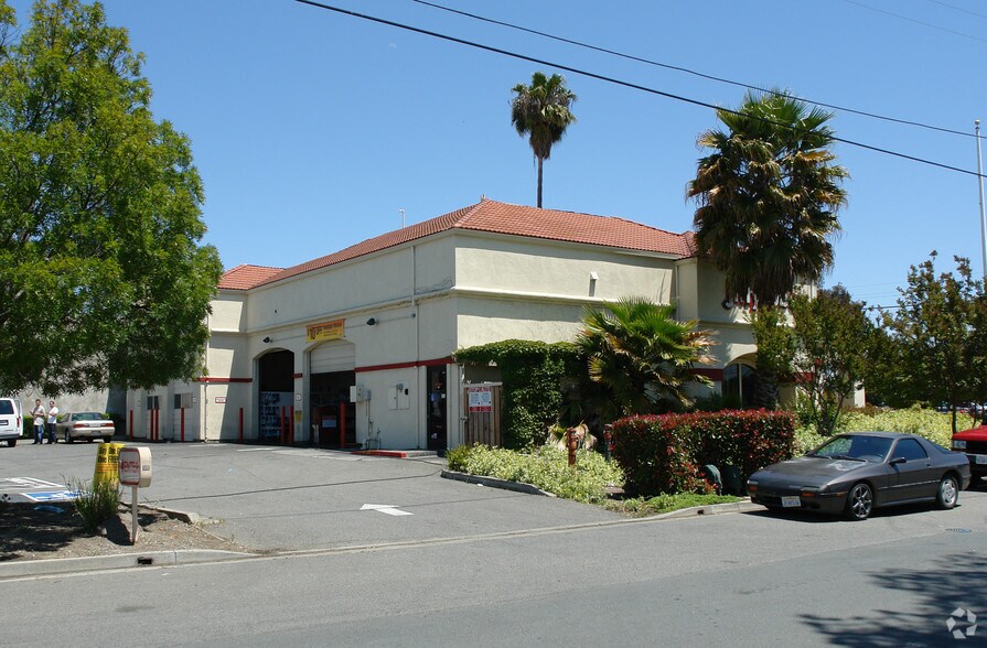 More Photos Of 2151 Monument Blvd, Concord Auto Repair For Sale