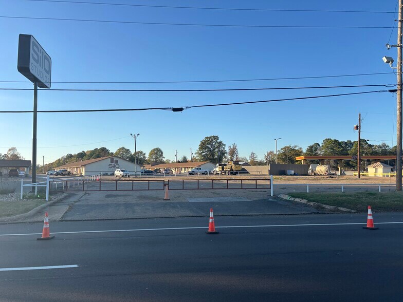 More Photos Of 303 HWY 59, Queen City Land For Sale