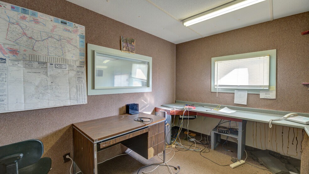 More Photos Of 5816 NY-30, Amsterdam Specialty For Sale