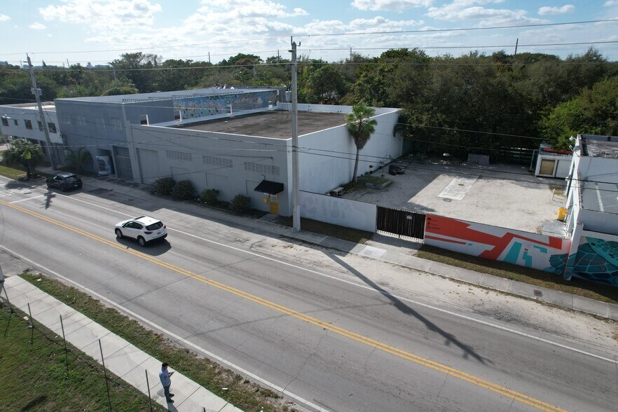 More Photos Of 5110 NW 2nd Ave, Miami Warehouse For Sale