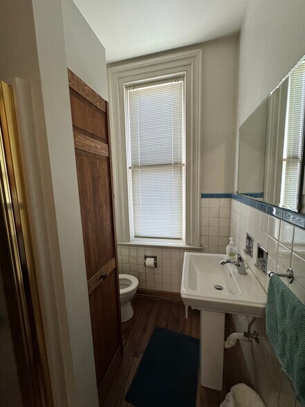 More Photos Of 438 Depot St, Latrobe Office For Lease