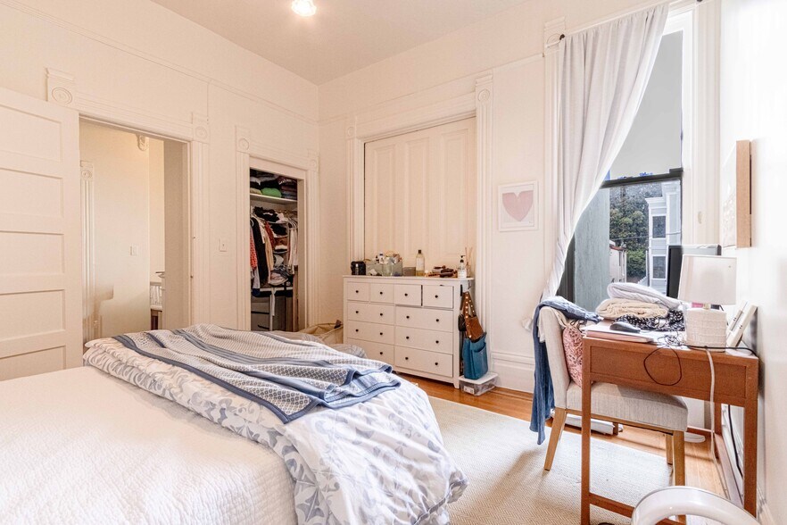 More Photos Of 3927-3929 Sacramento St, San Francisco Storefront Retail Residential For Sale