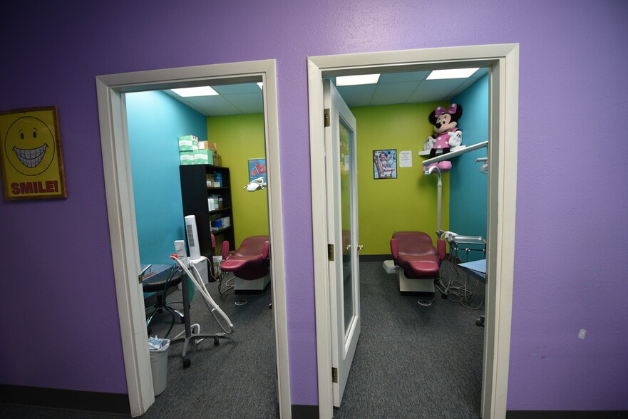 More Photos Of 5114-5134 Us Highway 19, New Port Richey Unknown For Lease