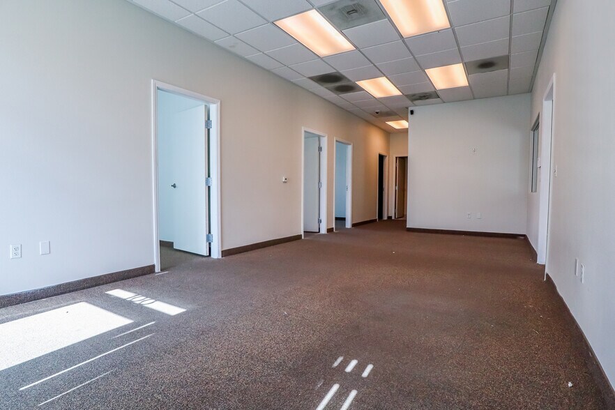 More Photos Of 6640 S Tenaya Way, Las Vegas Light Distribution For Lease