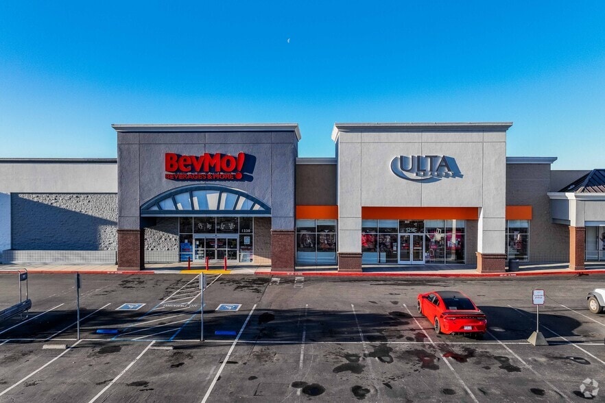 More Photos Of 1350 Fitzgerald Dr, Pinole General Retail For Sale
