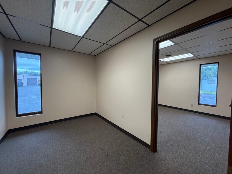 More Photos Of 51 N America Dr, West Seneca Office For Lease
