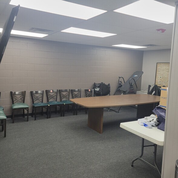 More Photos Of 3055 Shirley Dr, Jackson Freestanding For Sale