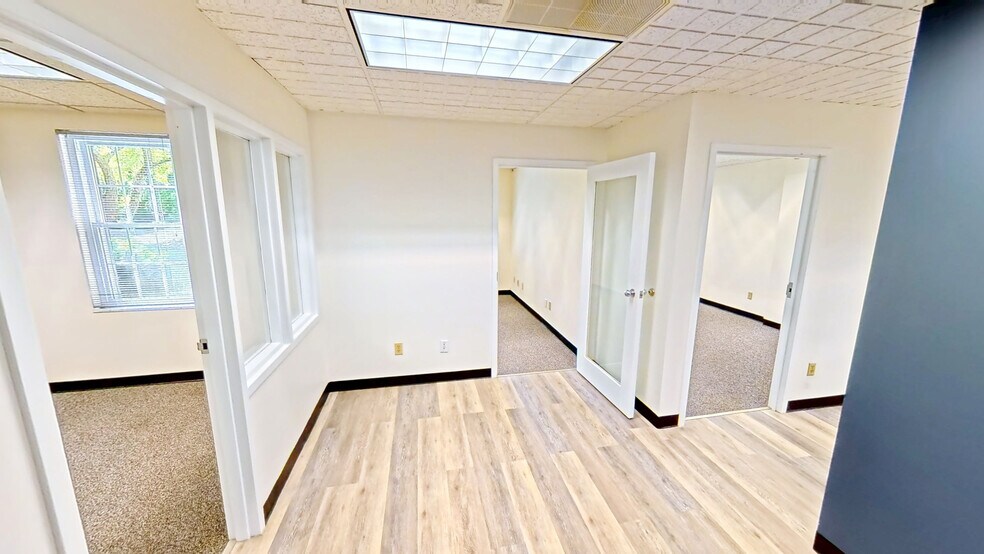 More Photos Of 6600 Clough Pike, Cincinnati Office For Lease