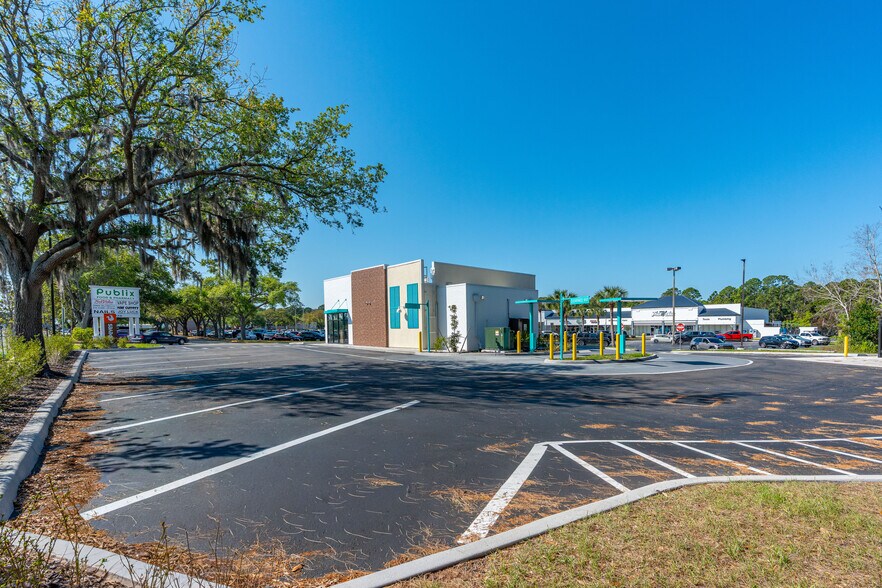 More Photos Of 2900 S Ridgewood Ave, Edgewater Specialty For Lease