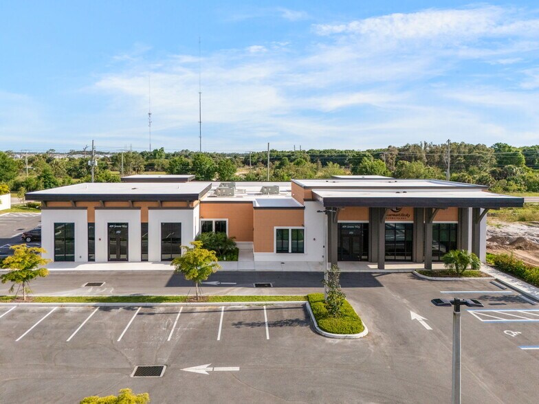 More Photos Of 409 Serano Way, Nokomis Office For Lease