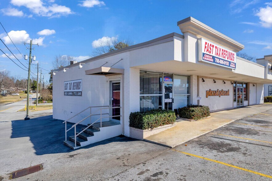 More Photos Of 999 Big a Rd, Toccoa Restaurant For Sale