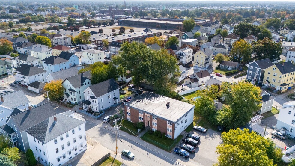 More Photos Of 25 Margaret St, Pawtucket Apartments For Sale