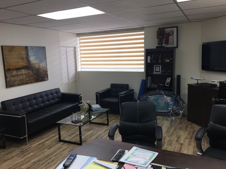 More Photos Of 7311-7323 NW 12th St, Miami Light Distribution For Sale