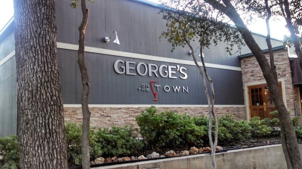 More Photos Of 708 Rivery Driveway, Georgetown Restaurant For Lease