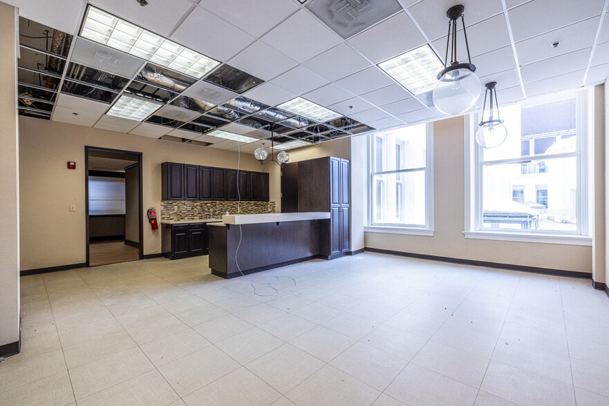 More Photos Of 57 Forsyth St NW, Atlanta Apartments For Lease