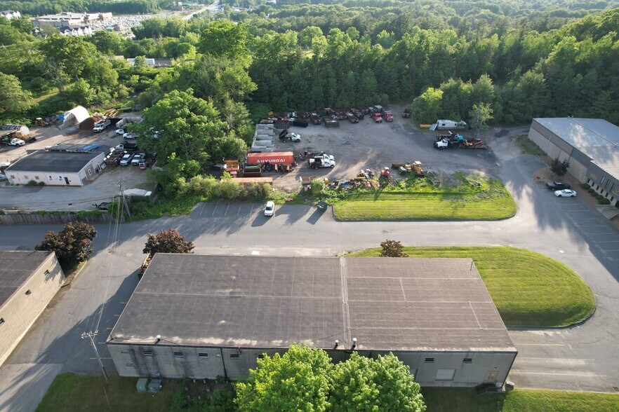More Photos Of 297 Hartford Tpke, Shrewsbury Industrial For Lease