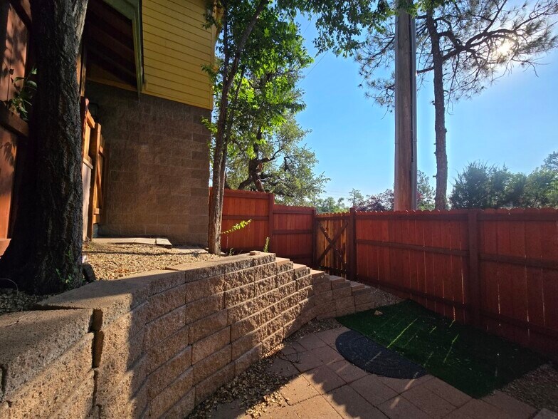 More Photos Of 819 W Gurley St, Prescott Apartments For Sale