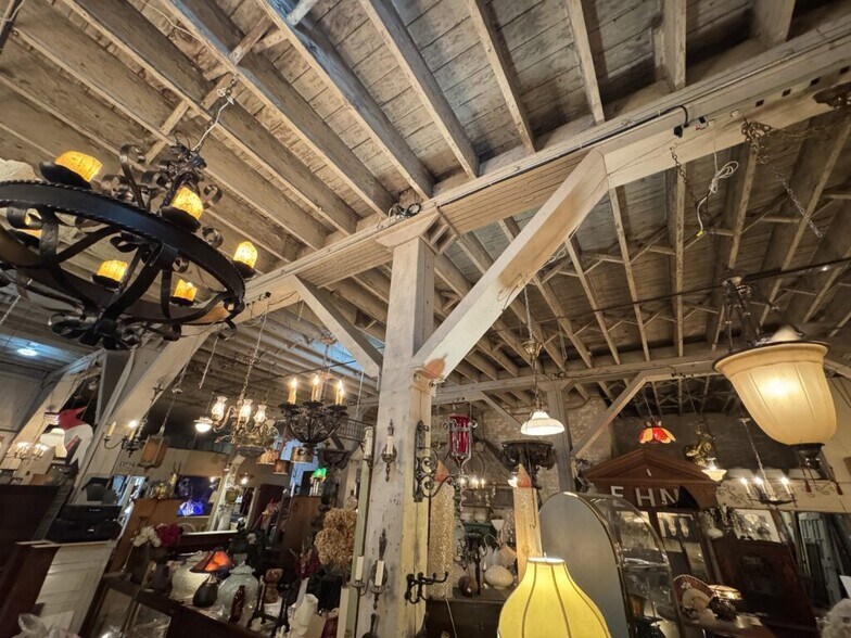 More Photos Of 20 S Ontario St, Toledo Office For Sale