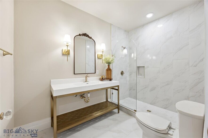 More Photos Of 140 W Park St, Butte Apartments For Sale