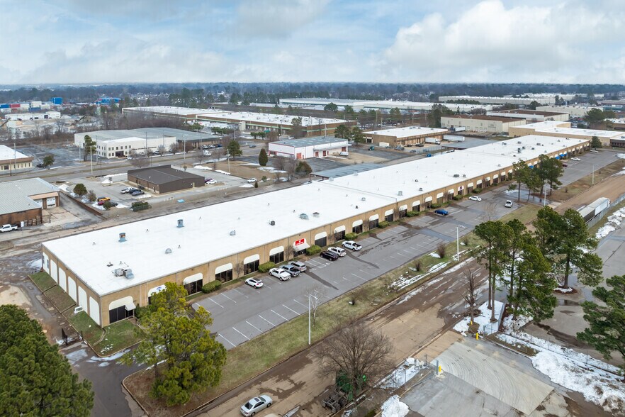 More Photos Of 5700-5788 Distribution Dr, Memphis Distribution For Lease