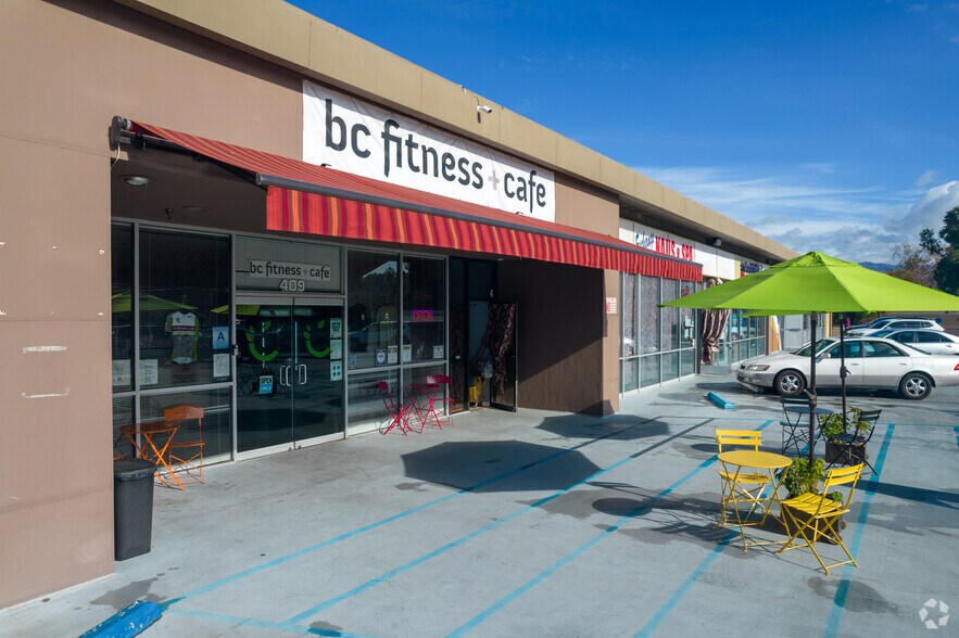 More Photos Of 700 E Redlands Blvd, Redlands Storefront For Lease