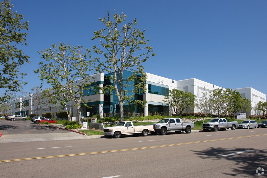 More Photos Of 10806 Willow Ct, San Diego Manufacturing For Lease