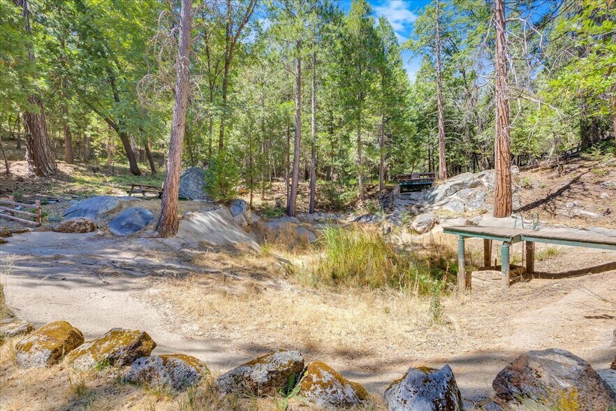 More Photos Of 22732 Middle Camp rd, Sonora Hotel For Sale