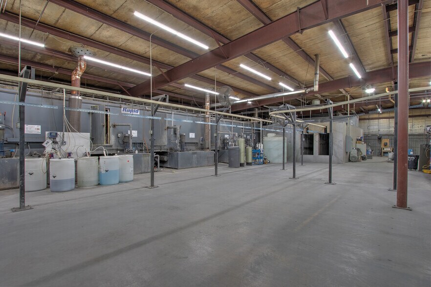 More Photos Of 106 Dunn Ave N, Hinckley Industrial For Lease