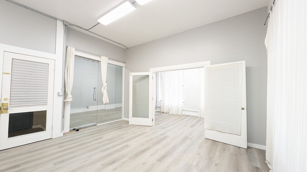 More Photos Of 401-405 Sansome St, San Francisco Office For Lease