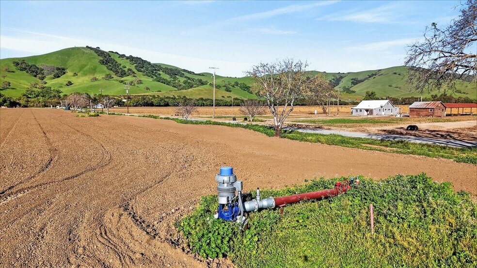 More Photos Of 0 Walnut Ave, Hollister Land For Sale