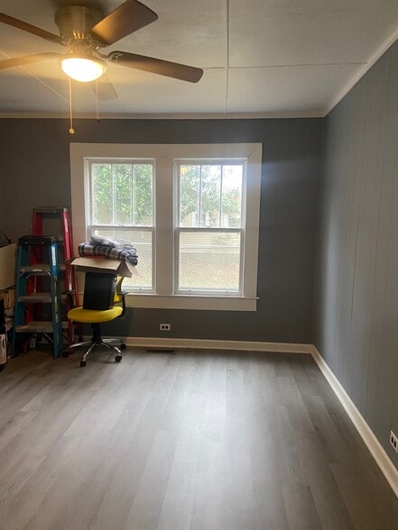 More Photos Of 2230 Old Springville Rd, Center Point Office For Sale