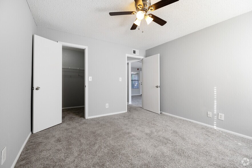 More Photos Of 509 N Westover Blvd, Albany Apartments For Sale