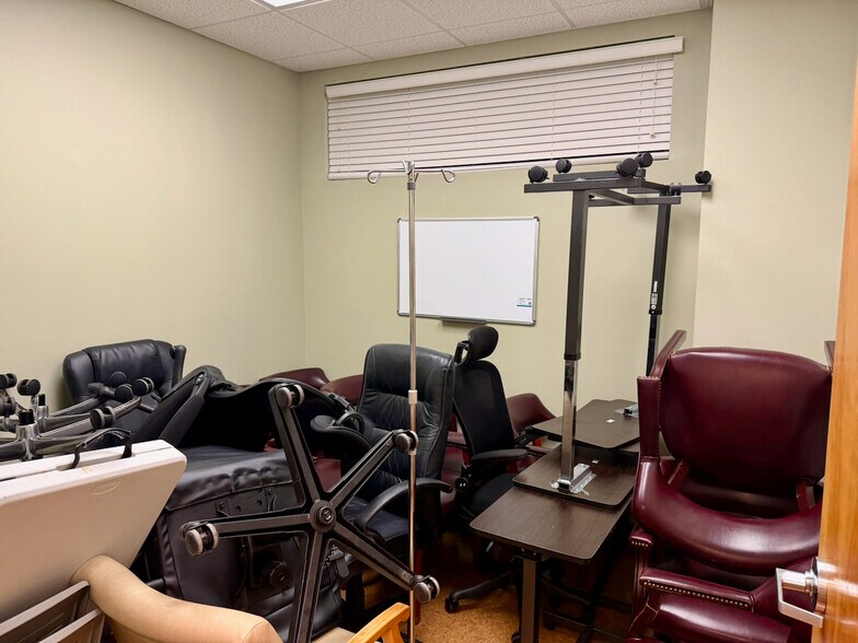 More Photos Of 514 Mary Esther Cut, Fort Walton Beach Office For Sale