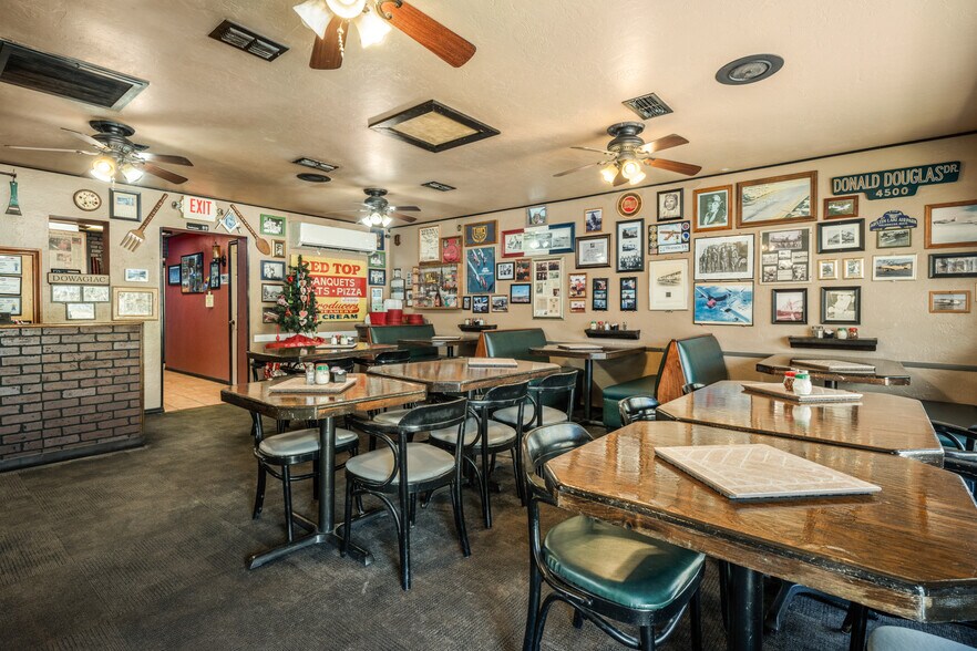 More Photos Of 637 S Commerce Ave, Sebring Restaurant For Sale