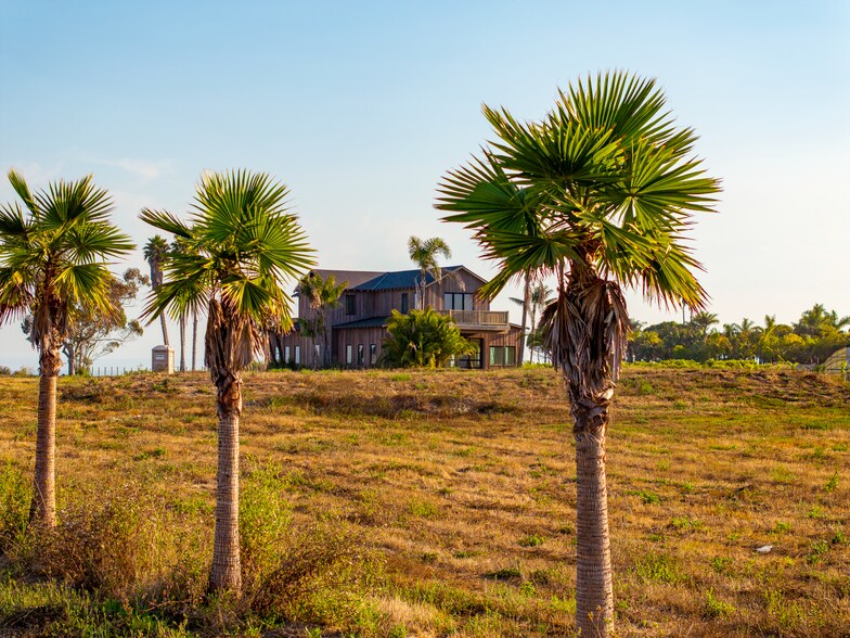 More Photos Of 5295 Shoreline Dr, Santa Barbara Land For Sale