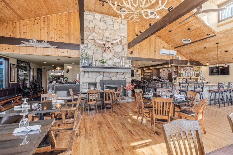 Primary Photo Of 1844 Depot St, Manchester Center Restaurant For Sale