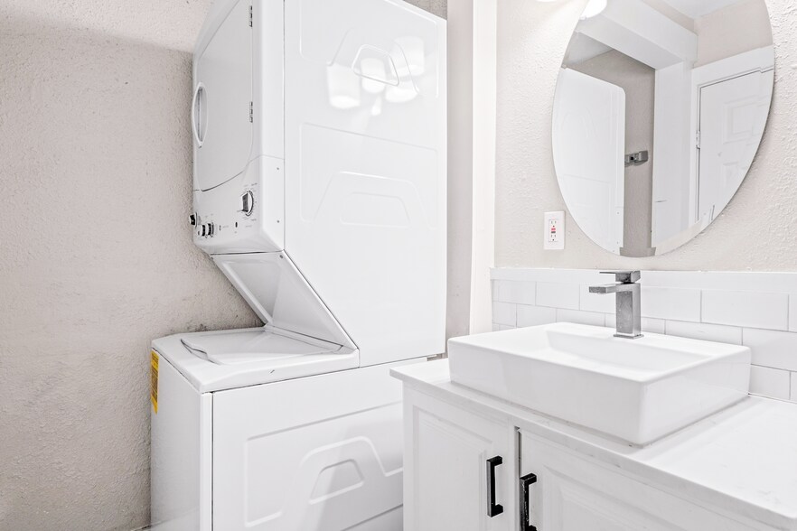 More Photos Of 1220 W Anderson Ln, Austin Apartments For Sale