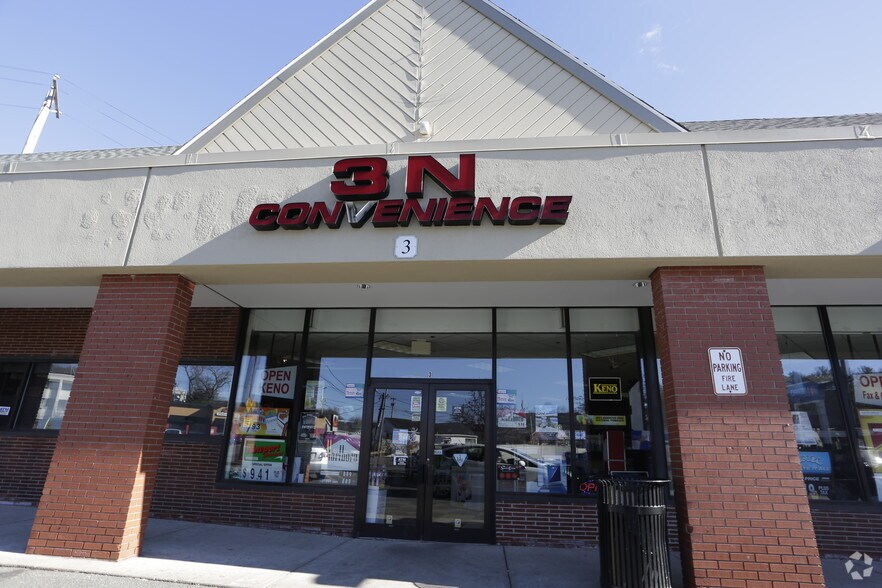 More Photos Of 3-21 Paradise Rd, Salem Unknown For Lease