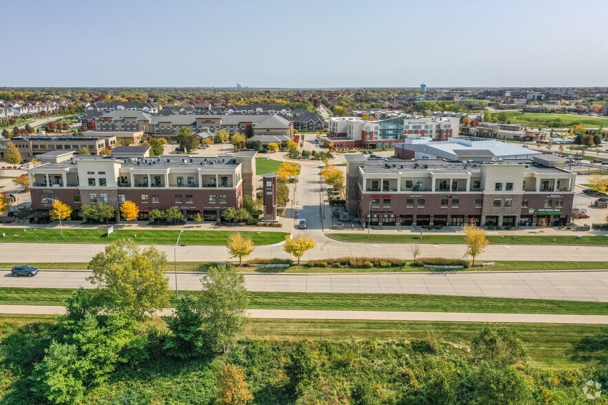 More Photos Of 160 S 68th St, West Des Moines Office For Lease