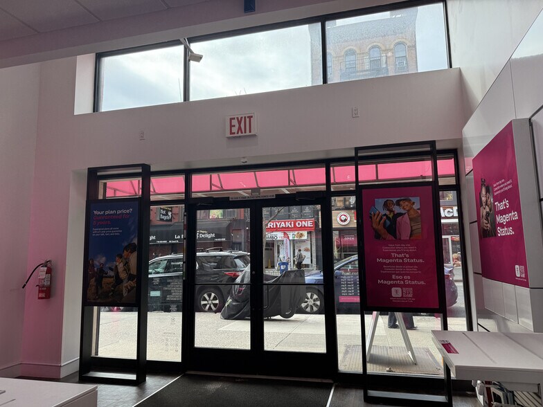 More Photos Of 93 Court St, Brooklyn Office For Lease