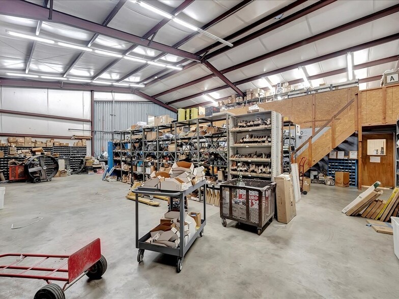 More Photos Of 1441 N Temple Dr, Diboll Auto Repair For Sale