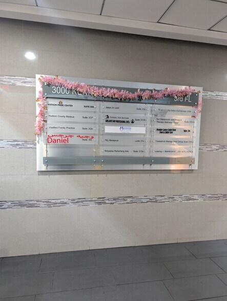 More Photos Of 3000 Kennedy Blvd, Jersey City Office For Sale