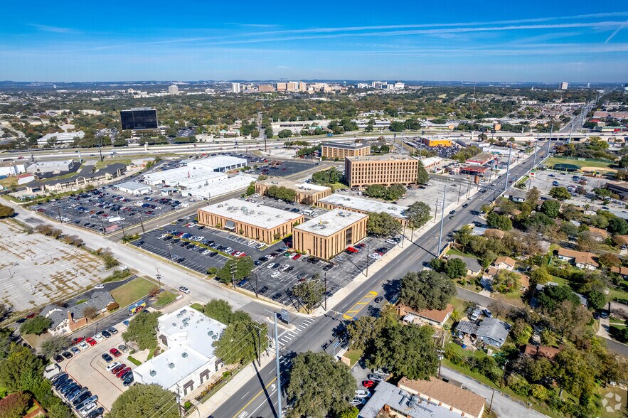 More Photos Of 5805 Callaghan Rd, San Antonio Office For Sale