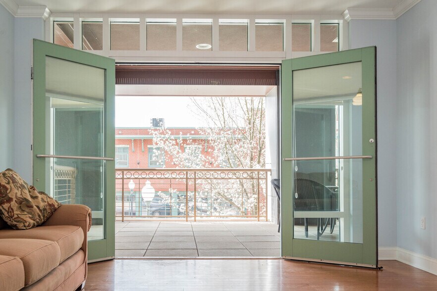 More Photos Of 262-268 Broadway, Saratoga Springs Office Residential For Sale