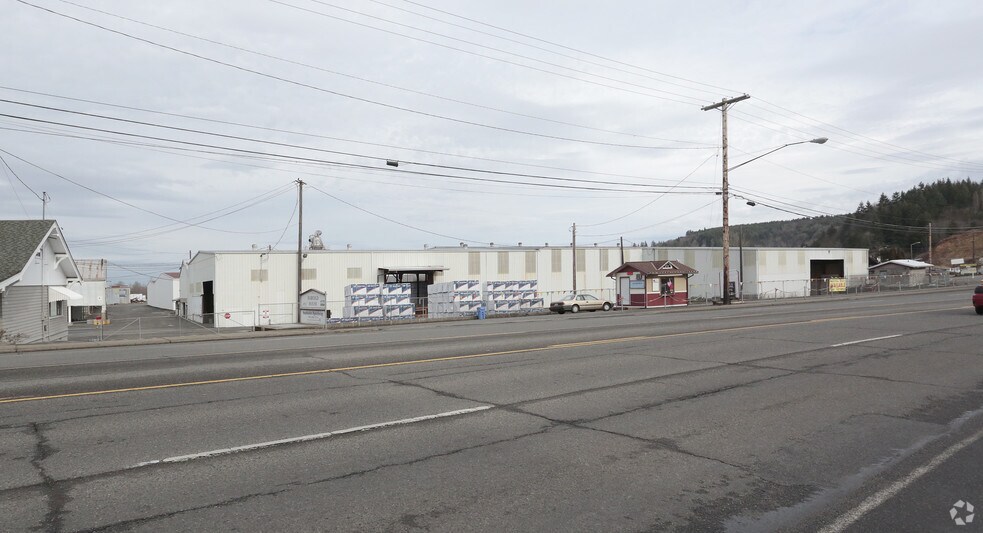 More Photos Of 1605 N National Ave, Chehalis Distribution For Sale
