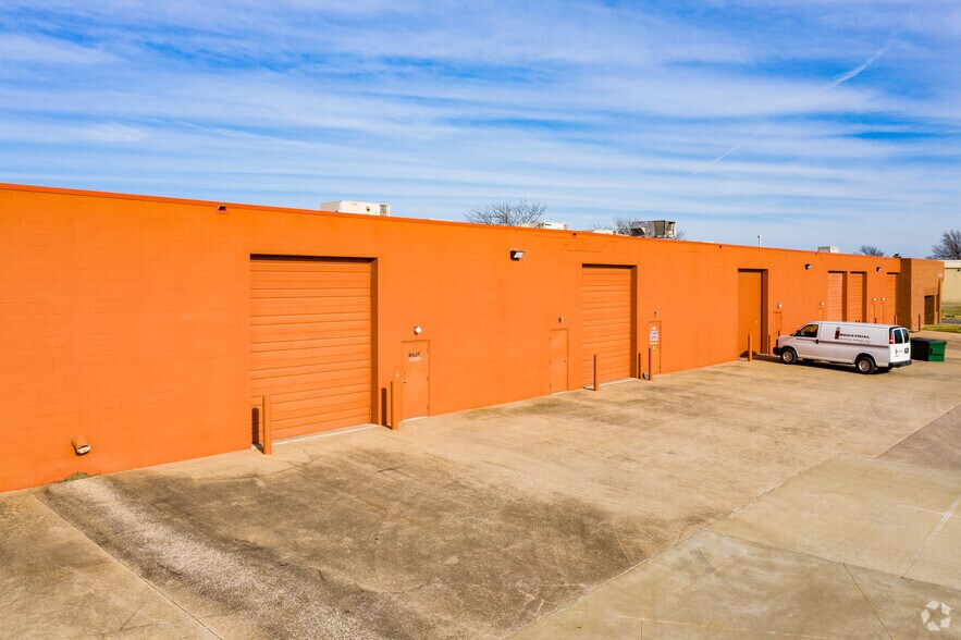 More Photos Of 12101 E 51st St, Tulsa Unknown For Lease