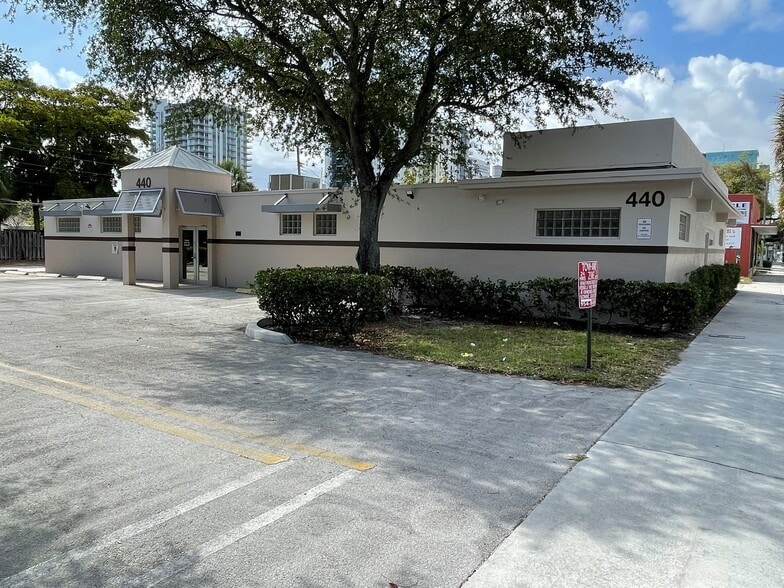 More Photos Of 440 N Andrews Ave, Fort Lauderdale Office For Lease