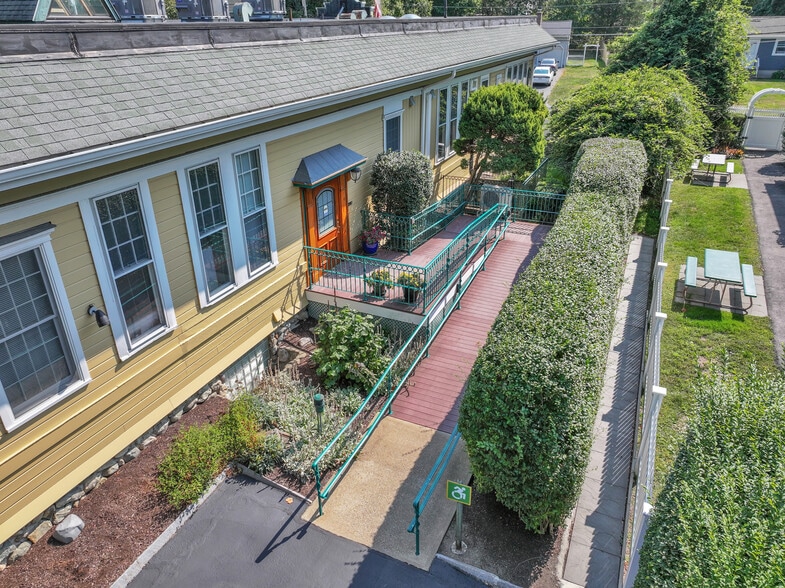 More Photos Of 294 Pleasant St, Stoughton Office For Sale