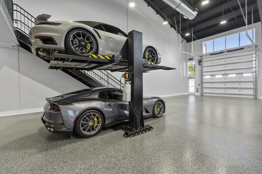 More Photos Of 3584 Plover, Naples Warehouse For Sale