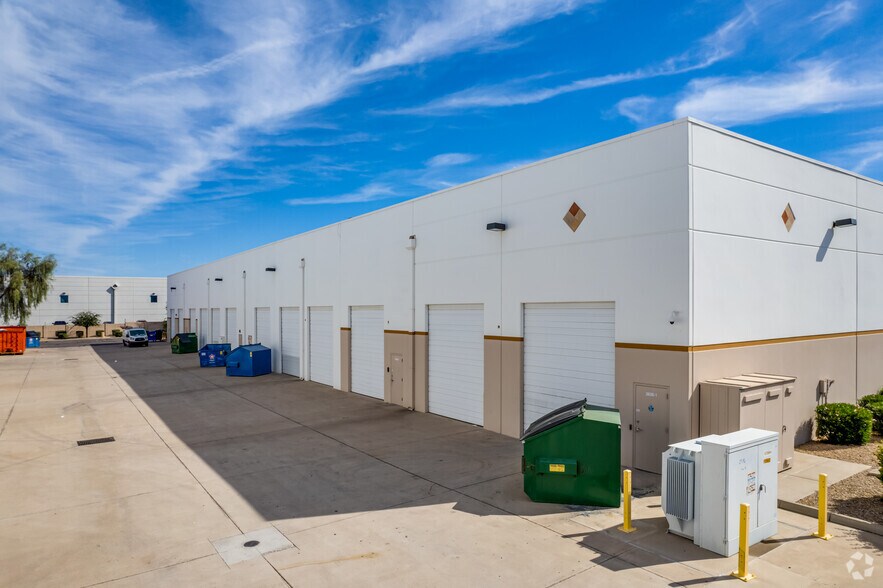 More Photos Of 3602 E Southern Ave, Phoenix Warehouse For Lease